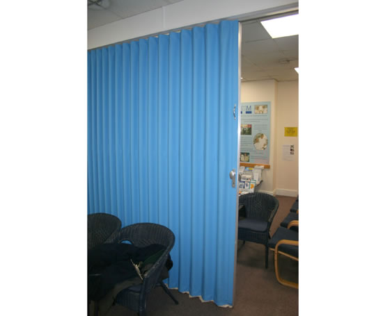 Beehive_Folding_Partitions_Ltd_Concertina_fabric_partitions_6.jpg
