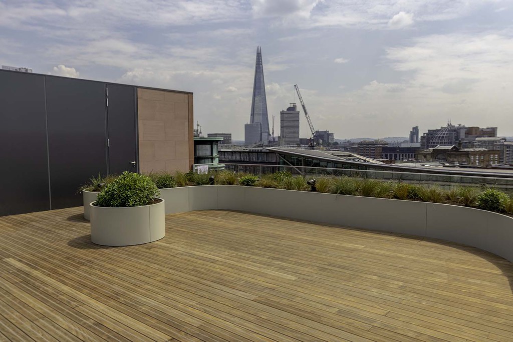 Adjustable pedestal system for corporate roof terrace Buzon UK ESI