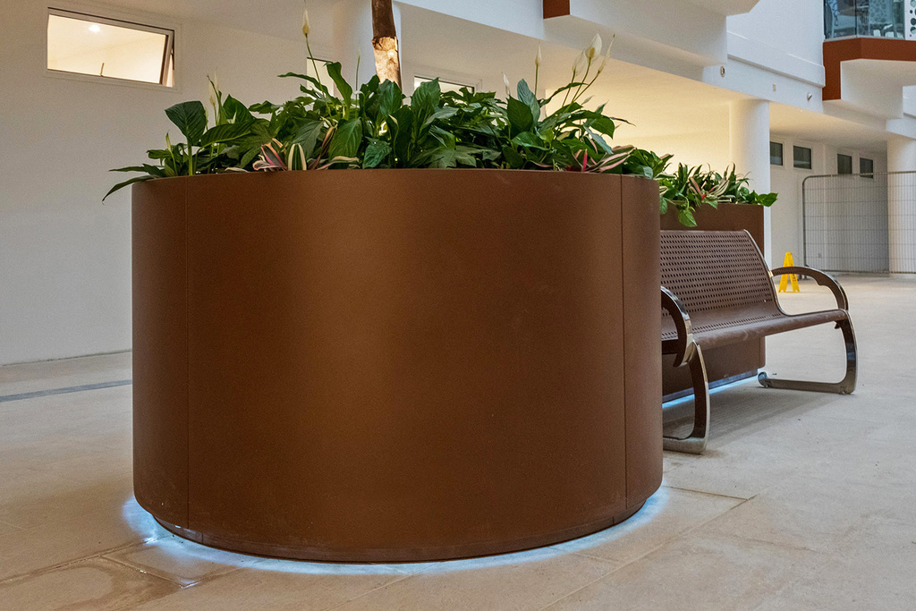 Large bespoke steel planters for residential atrium | IOTA | ESI ...