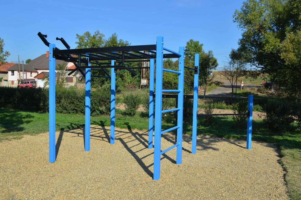 Calisthenics Street Workout outdoor fitness units Caloo Ltd ESI External Works