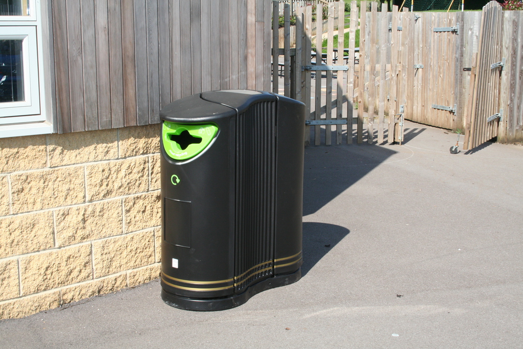 Pewsham Recycled Plastic Recycling Unit PRU400 Langley Design