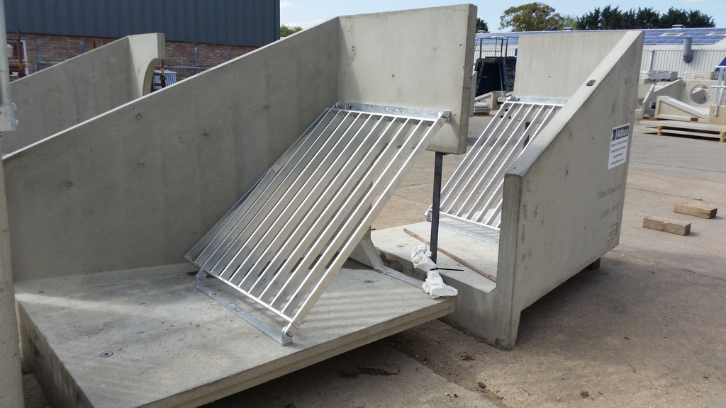 Precast concrete headwalls for culverts | Althon | ESI External Works