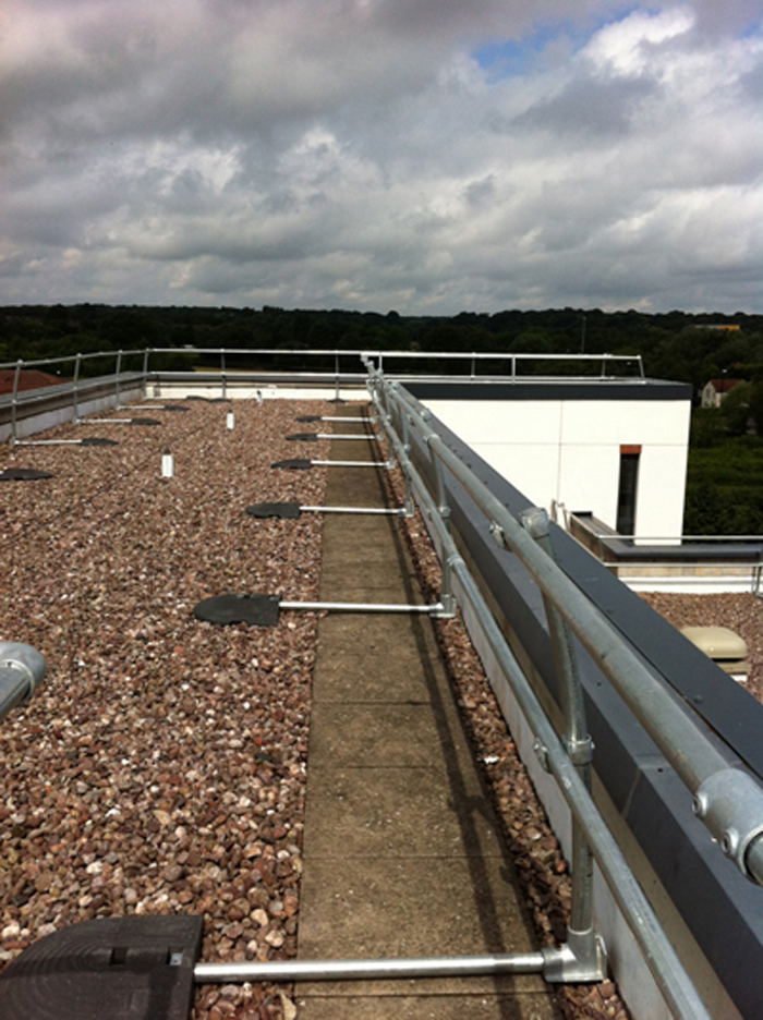 KeeGuard® freestanding roof edge guardrail system Safesite ESI Building Design