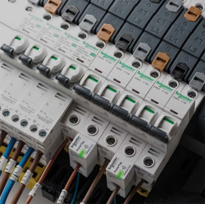 Acti 9 Isobar P distribution board | Schneider Electric | ESI Building ...