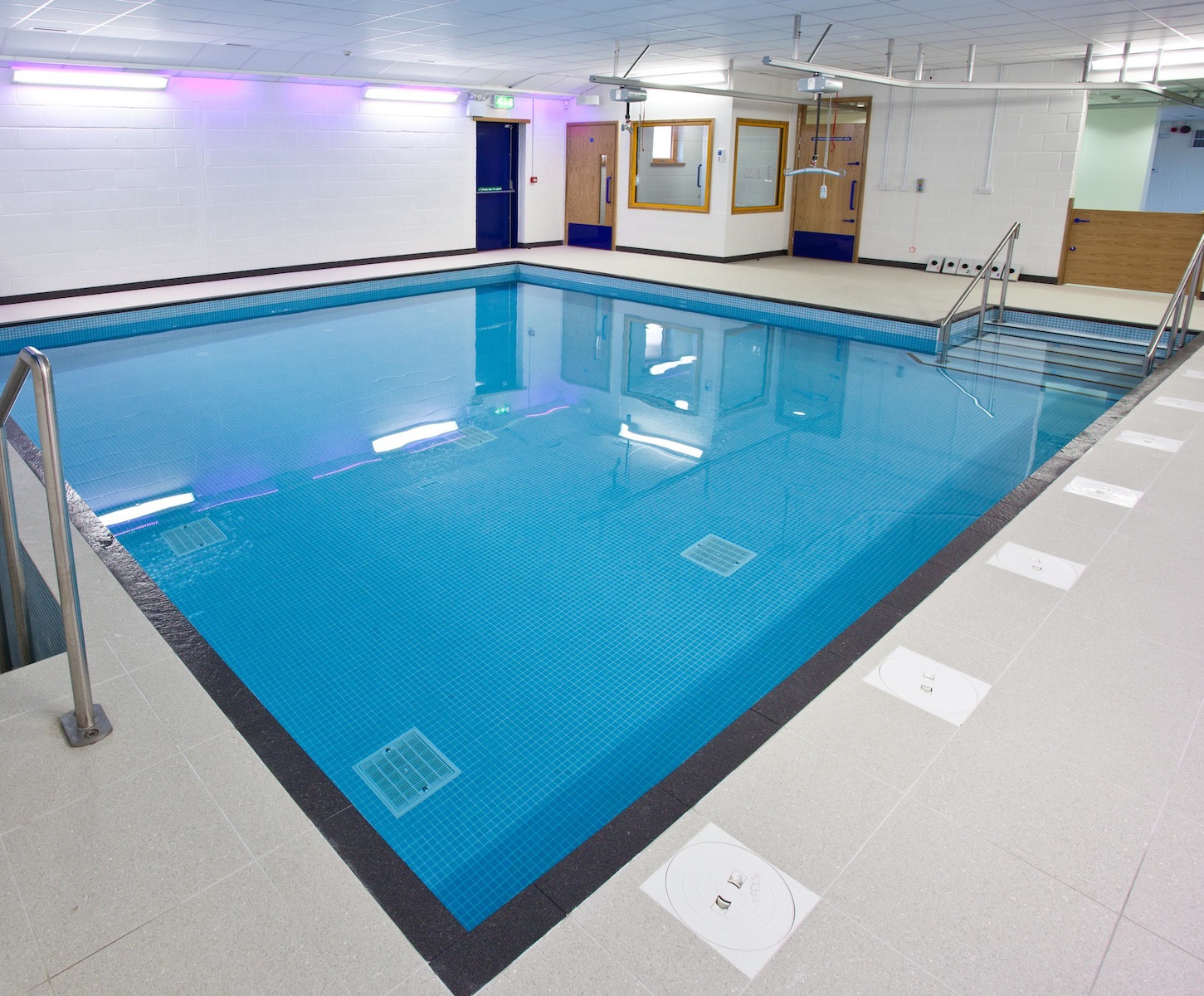 Hydrotherapy pool for special needs school London Swimming Pool