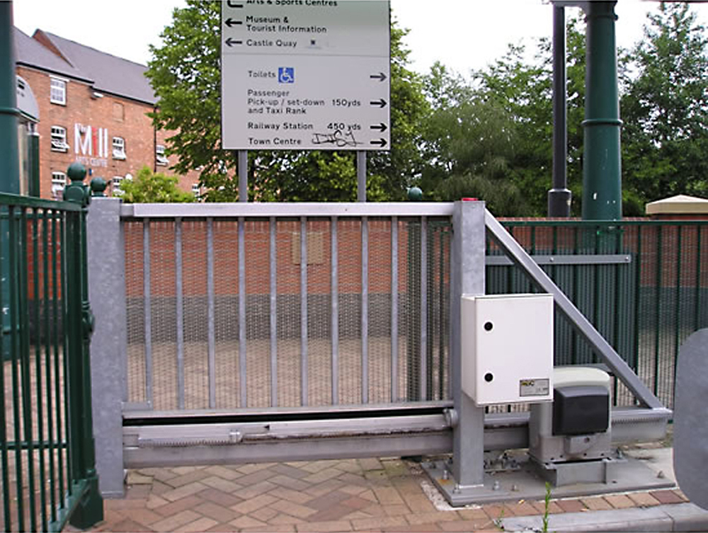 CG1000 automatic cantilever sliding security gate Avon Barrier ESI