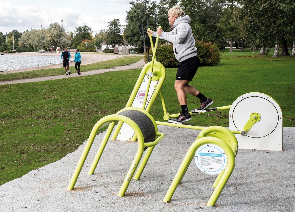 Cross Trainer outdoor gym equipment Redlynch Leisure Installations