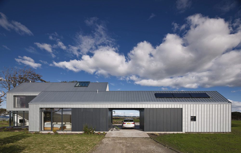 Zinc cladding creates contemporary agricultural effect RHEINZINK