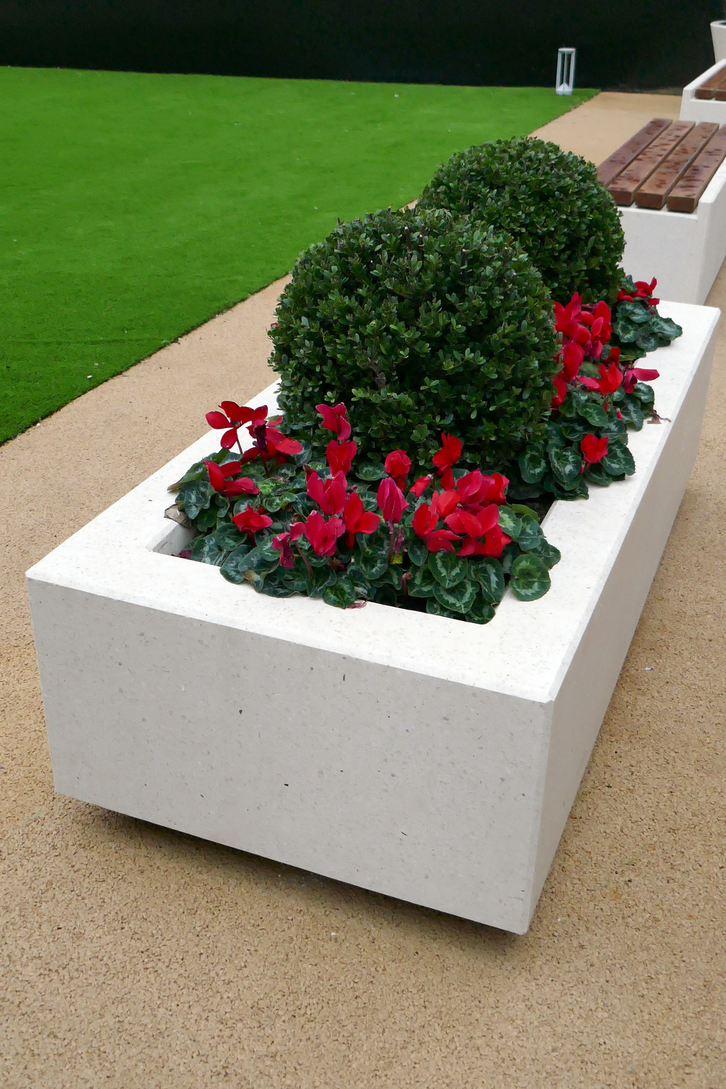 large concrete planters for sale
