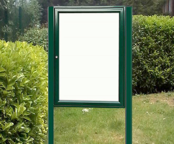 Tradition 30, postmounted outdoor noticeboard Notice Board Company