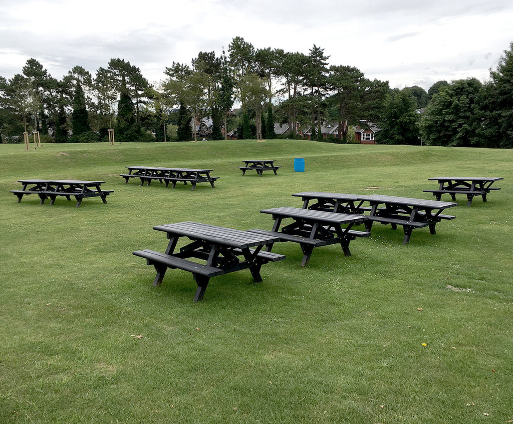 picnic table grounded download free