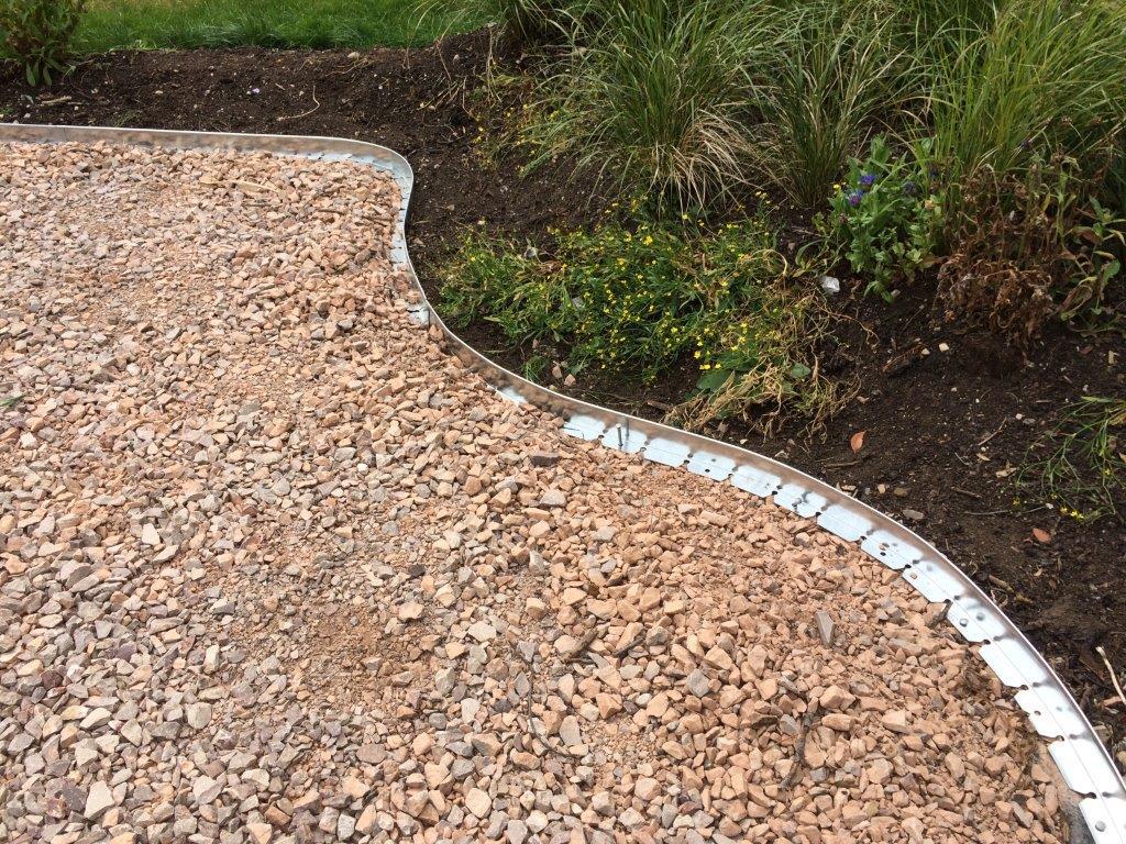 EverEdge® Halestem galvanised steel landscape edging EverEdge ESI