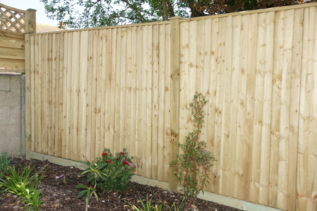 Residential closeboard timber fencing AVS Fencing ESI External Works