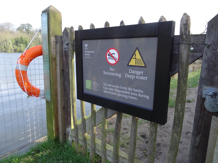 Information panels and warning signs for swimming ponds Fitzpatrick