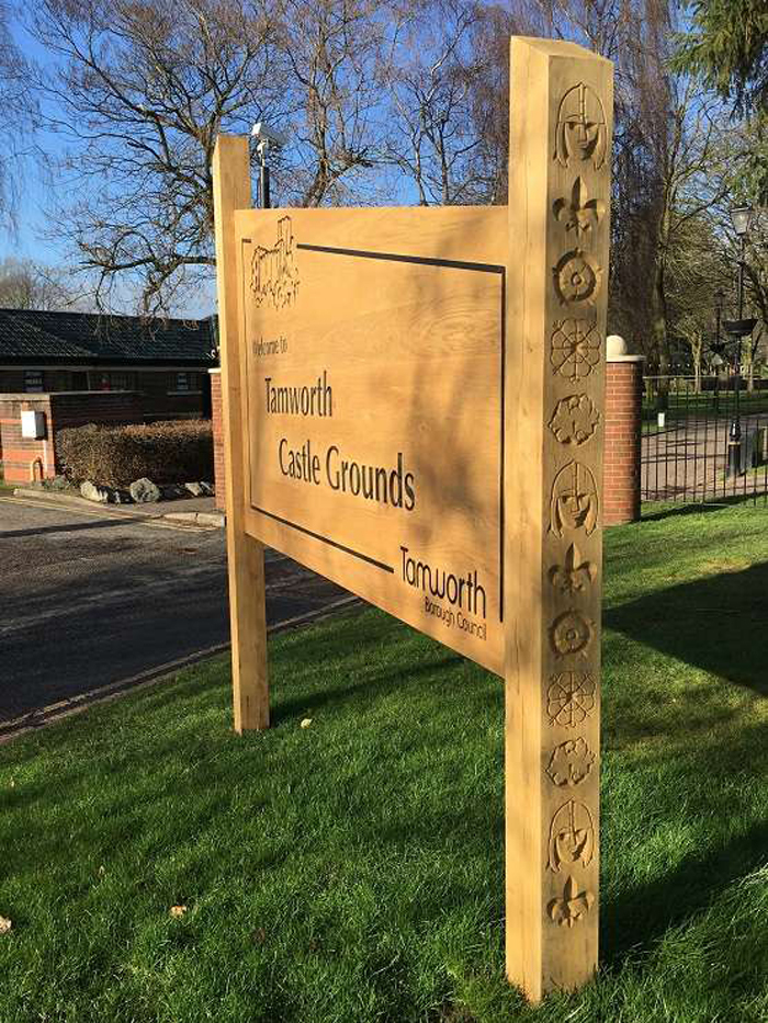 Handcrafted oak signage Tamworth Parks and Castle Fitzpatrick