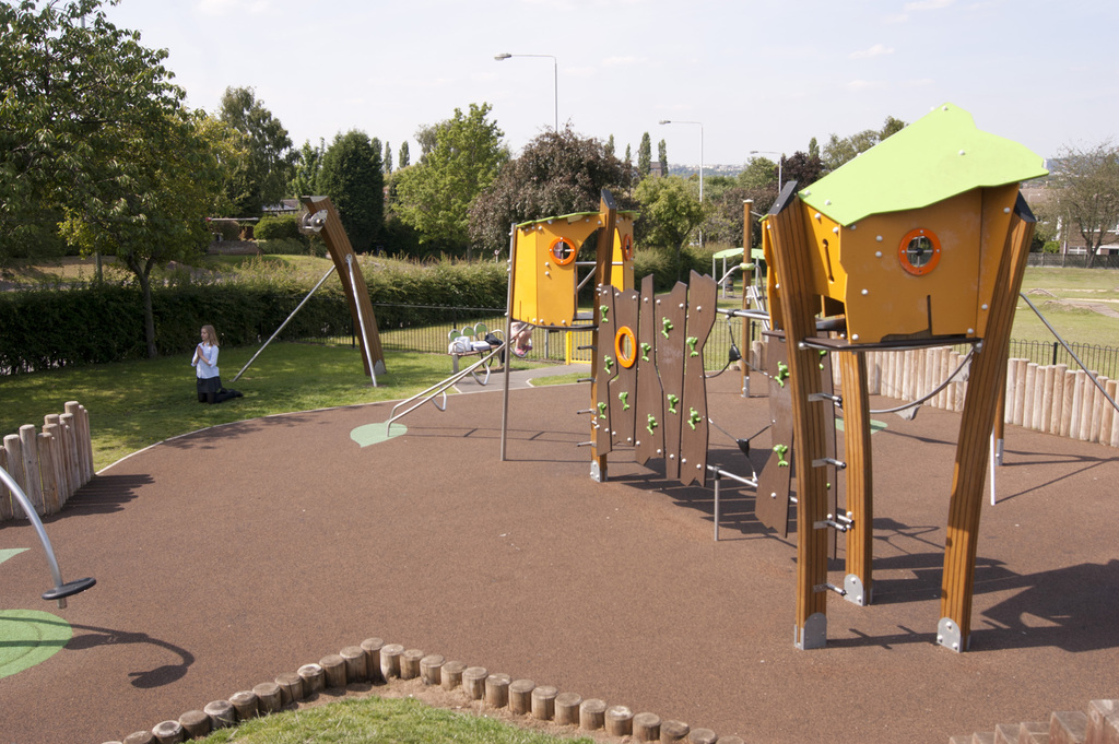 Refurbishment of Boundary Road play area, West Bridgford Proludic
