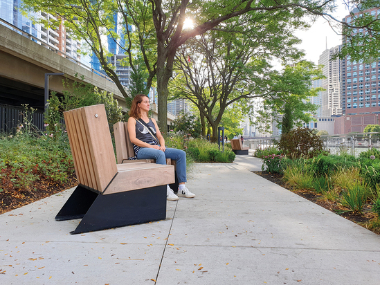 Street furniture - Chicago Riverwalk East | Streetlife | ESI External Works