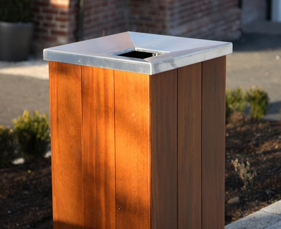 s72 steel and timber litter bin
