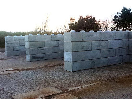interlocking retaining wall blocks cost