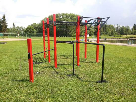 Calisthenics Street Workout outdoor fitness units | Caloo Ltd | ESI ...