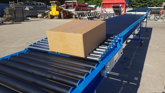 Telescopic Gravity Roller Conveyor Coveya Esi Enviropro 1801