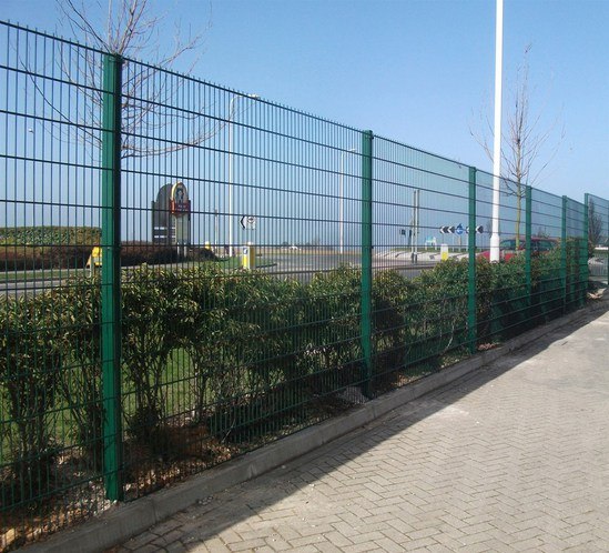 EuroGuard® Flatform welded mesh fencing | Jacksons Fencing | ESI ...