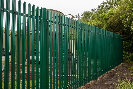 StronGuard™ SR2 - high security steel palisade fencing | Barkers ...