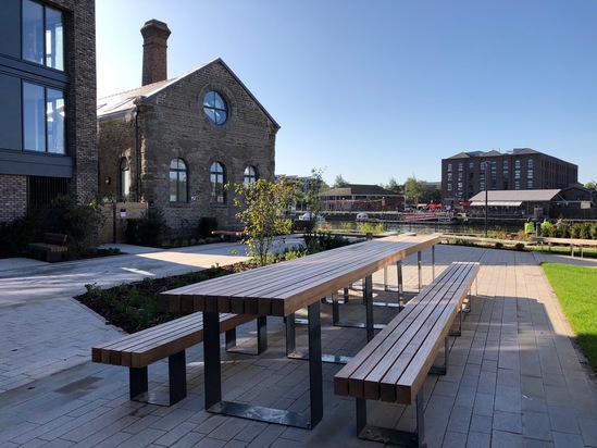 Exeter picnic table and benches – Brandon Yard, Bristol