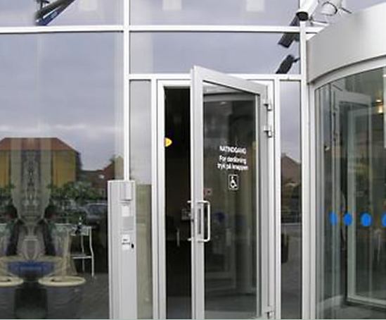 IMotion® 1301 Automatic Swing Door Drive | TORMAX United Kingdom | ESI ...