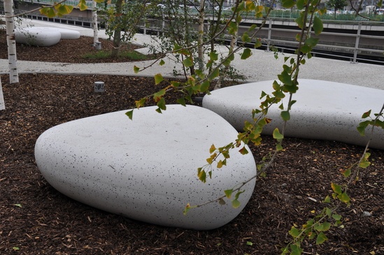 Galet cast stone egg benches - City of Charleroi