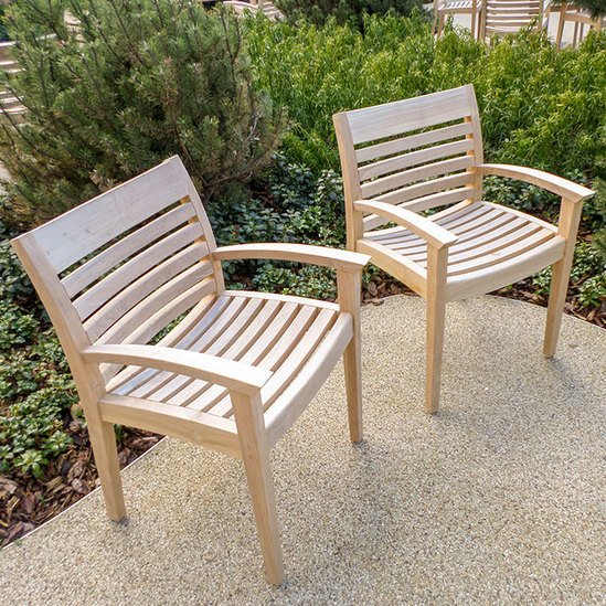 Outdoor timber furniture for cancer treatment centre Artform Urban