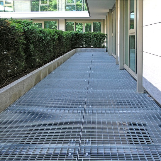 Stainless steel floor grating, Chelsea Bridge apartments | Lang+Fulton ...