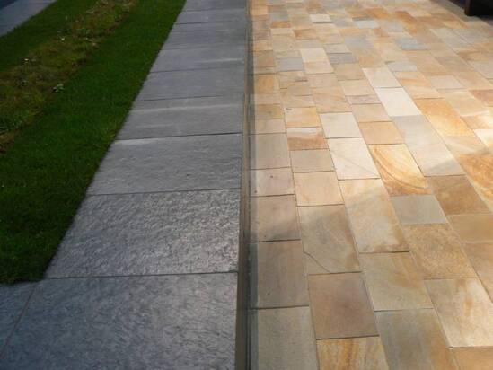 Donegal Quartzite natural stone paving