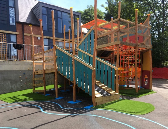 Natural playground, Academies Playgrounds