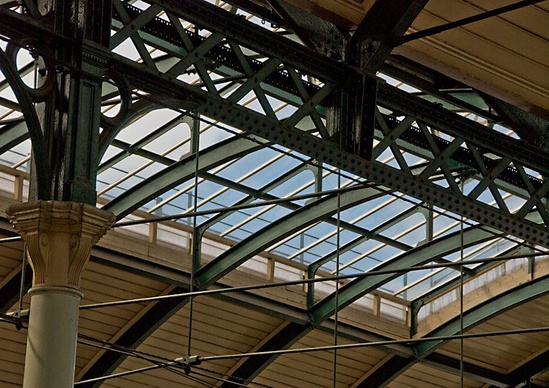 Traditional patent glazing, Hull Paragon Railway Station ...