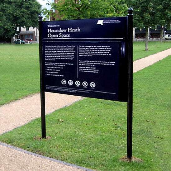 Bespoke heritage signage for Richmond parks Fitzpatrick Woolmer Design & Publishing ESI