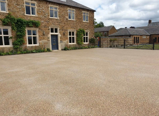 Resin bound Amber gold private driveway