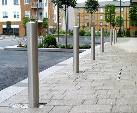 ZEN 701 Zenith® stainless steel bollard | Furnitubes International ...