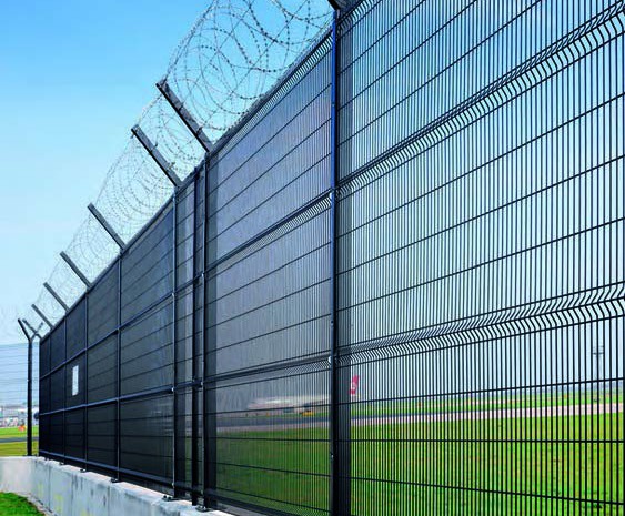 Ultimate Extra™ perimeter security, Manchester Airport | CLD Fencing ...