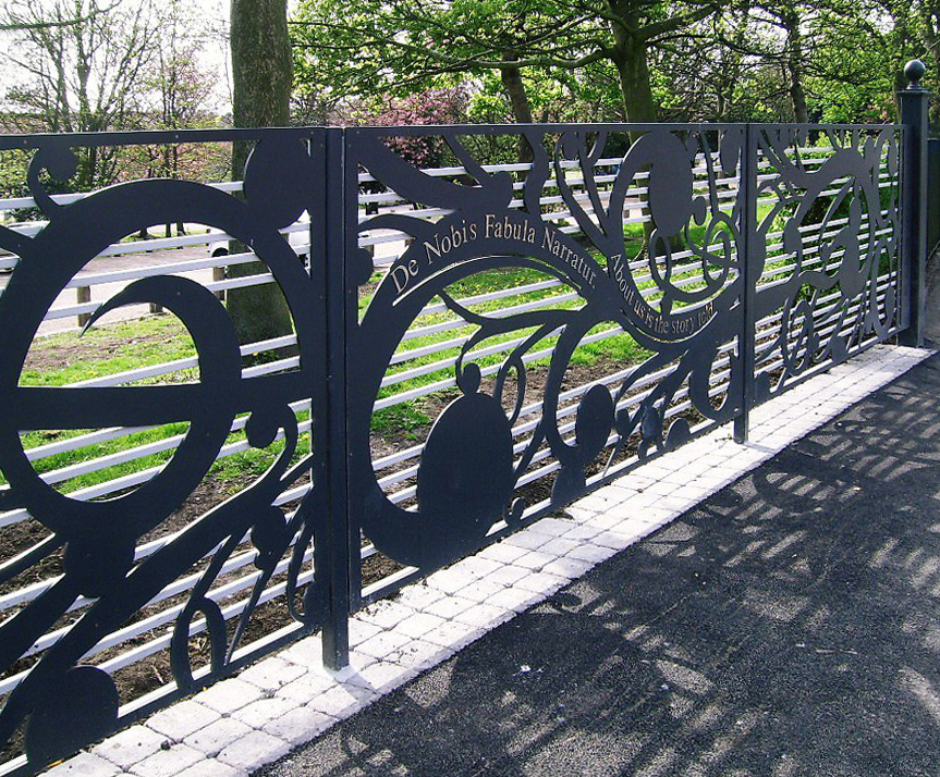 Bespoke Decorative Fencing With Designer Motifs 