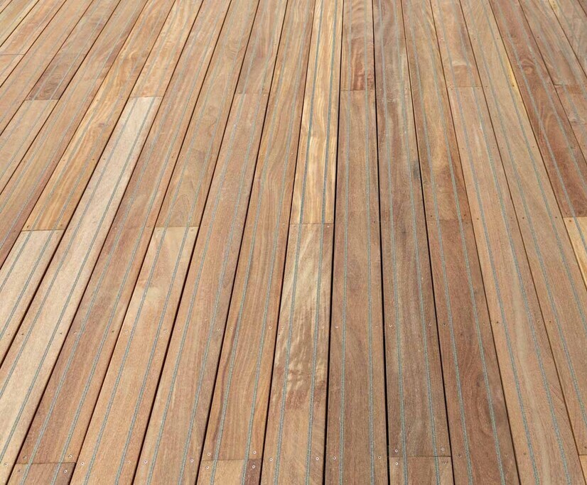 DPH Pedestal System for K1 & K2 Wood Wharf, London Buzon UK ESI