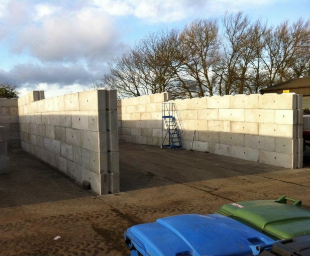 Kentledge Vinterlocking concrete building blocks Elite Precast Concrete ESI Building Design