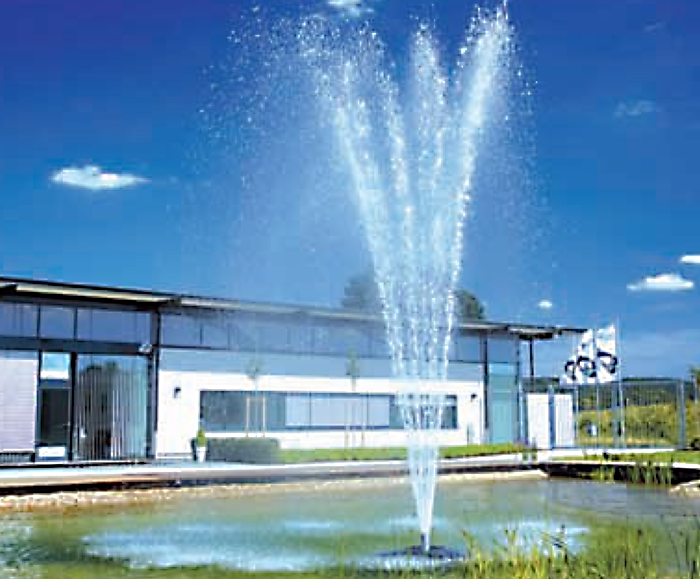 MIDI & MAXI II floating fountains Fountains Direct ESI External Works