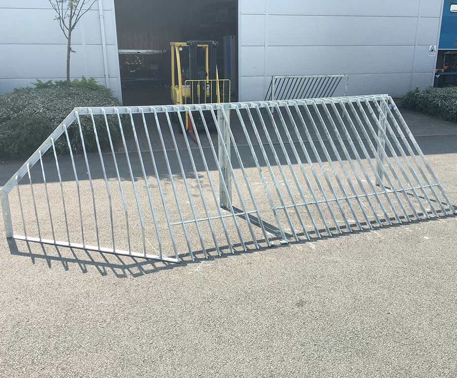 Bespoke gratings and trash screens for precast headwalls Althon ESI