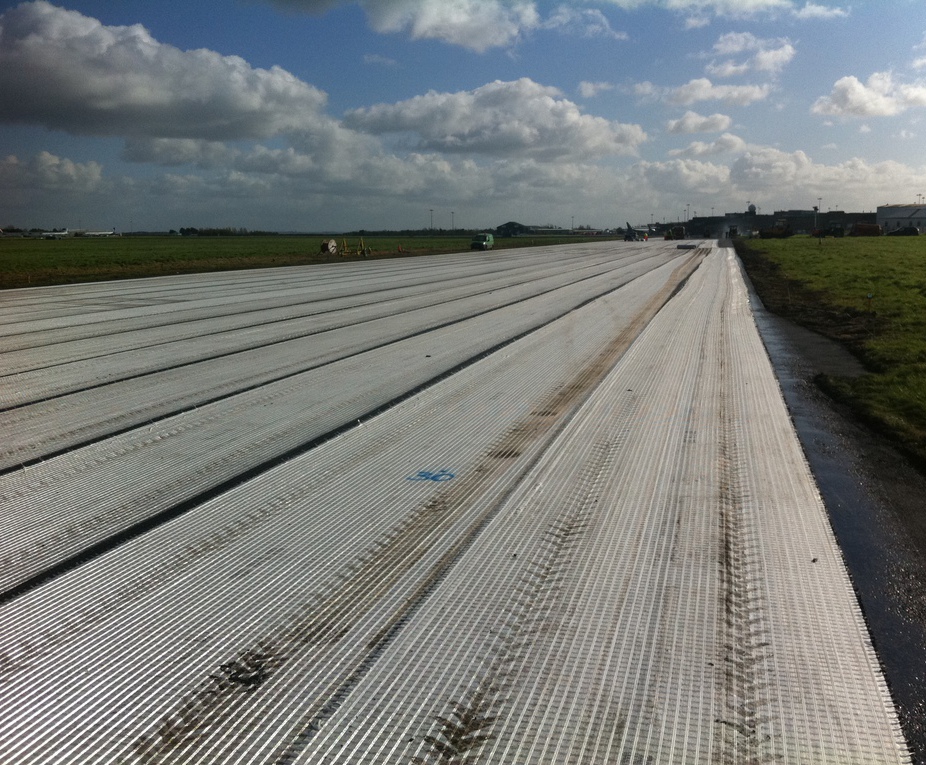 Polyfelt® PGM & PGMG paving fabric for road maintenance TenCate