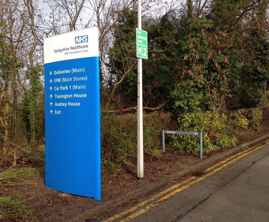 Wayfinding signage solution for Kingsway Hospital campus Signscape