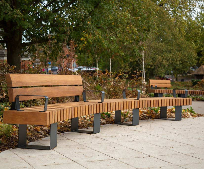 Seating for Peace Garden - Basingstoke War Memorial Park | Woodscape ...