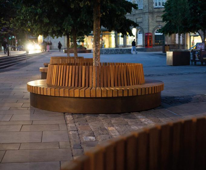 Movable circular hardwood tree seats for public realm | Woodscape | ESI ...