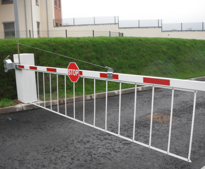 EB750 Excel automatic traffic security barriers | Avon Barrier | ESI  External Works