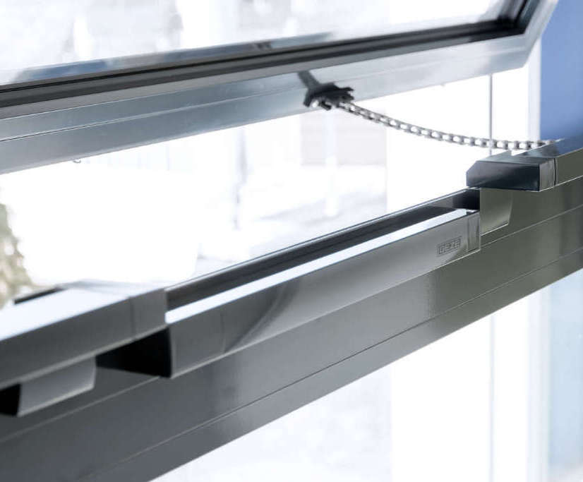 Slimchain chain drives for windows | GEZE UK | ESI Building Design